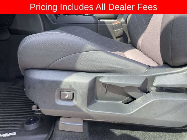 Used 2024 Toyota Tacoma SR5 AWD/4WD image 21