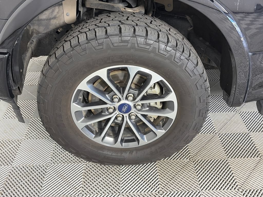 Used 2018 Ford F150 Lariat AWD/4WD image 8