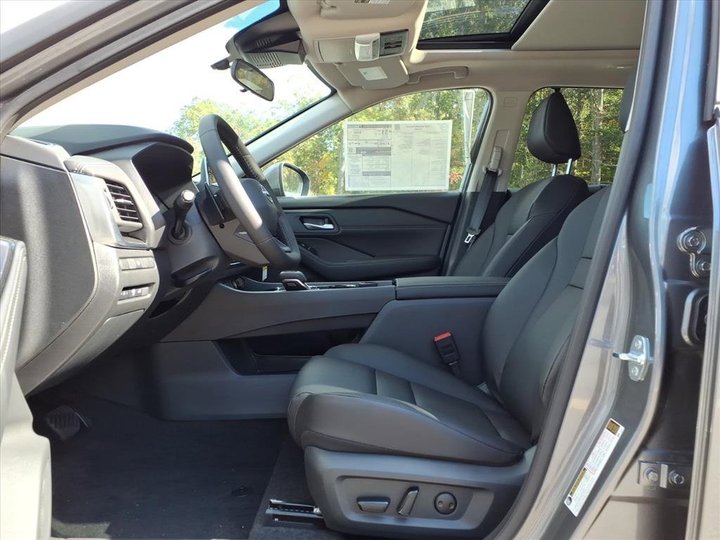 New 2026 Nissan Rogue SV w/ SV Premium Package image 13