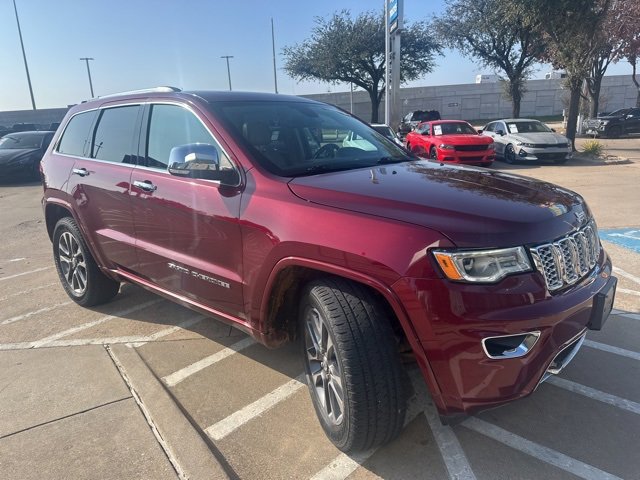 Used 2017 Jeep Grand Cherokee Overland image 3