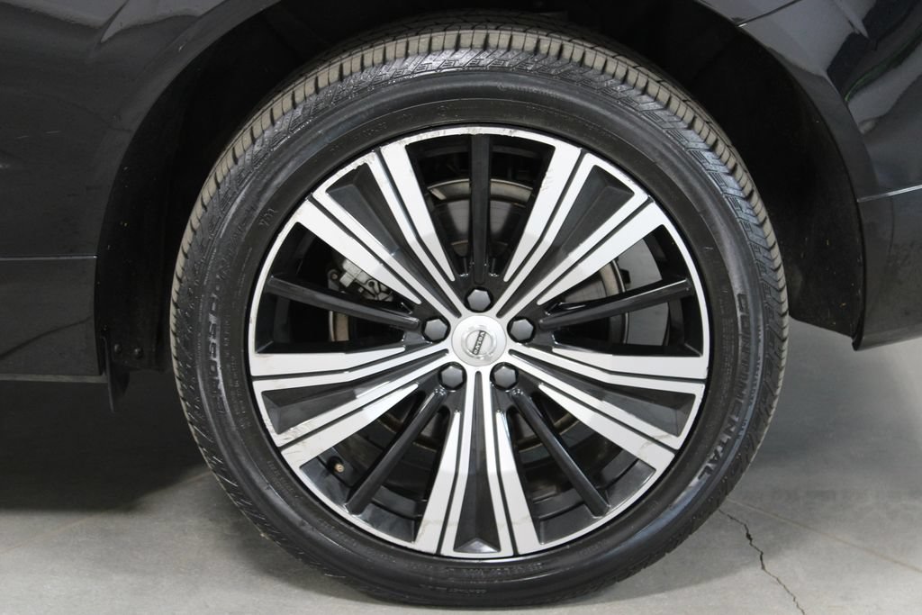 Used 2023 Volvo XC60 B6 Ultimate w/ Climate Package AWD/4WD image 17