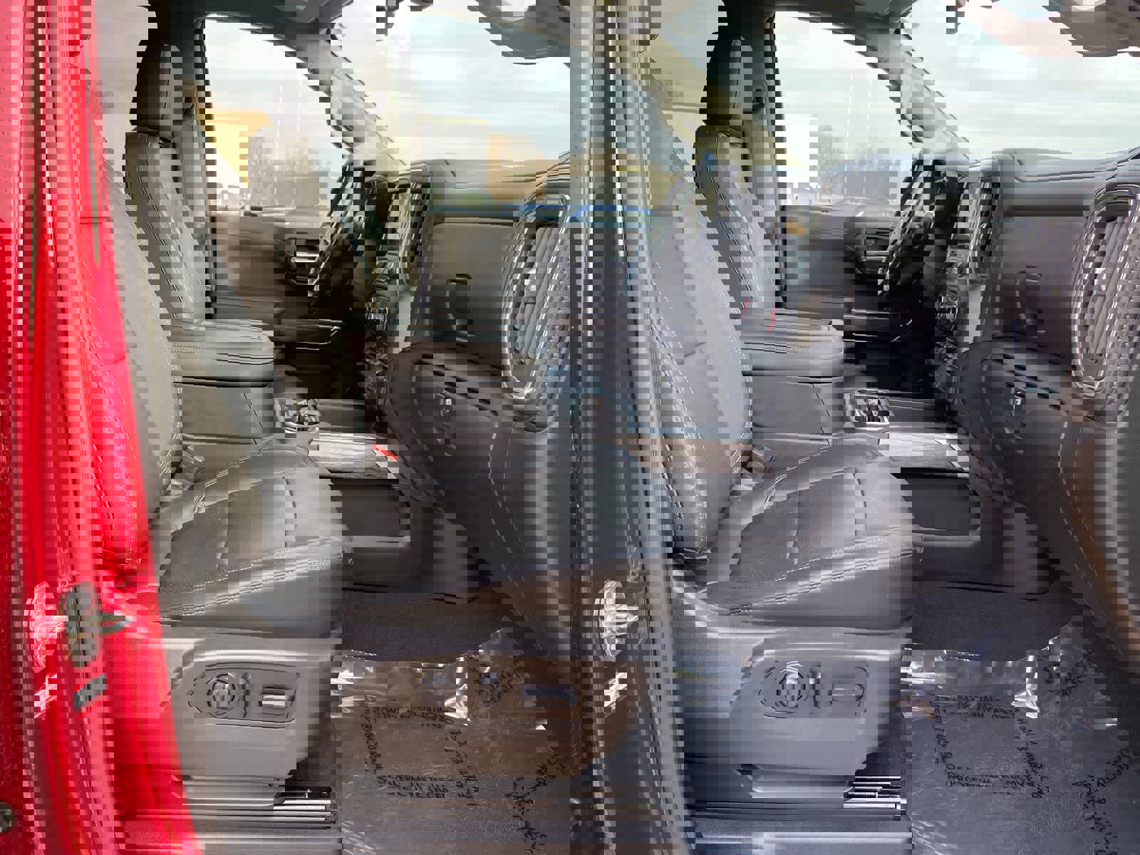 Used 2019 Chevrolet Silverado 1500 LTZ w/ LTZ Plus Package image 20