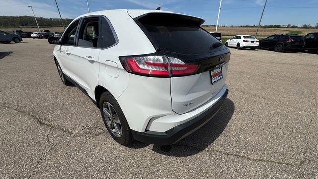 Used 2024 Ford Edge SEL w/ Convenience Package AWD/4WD image 5