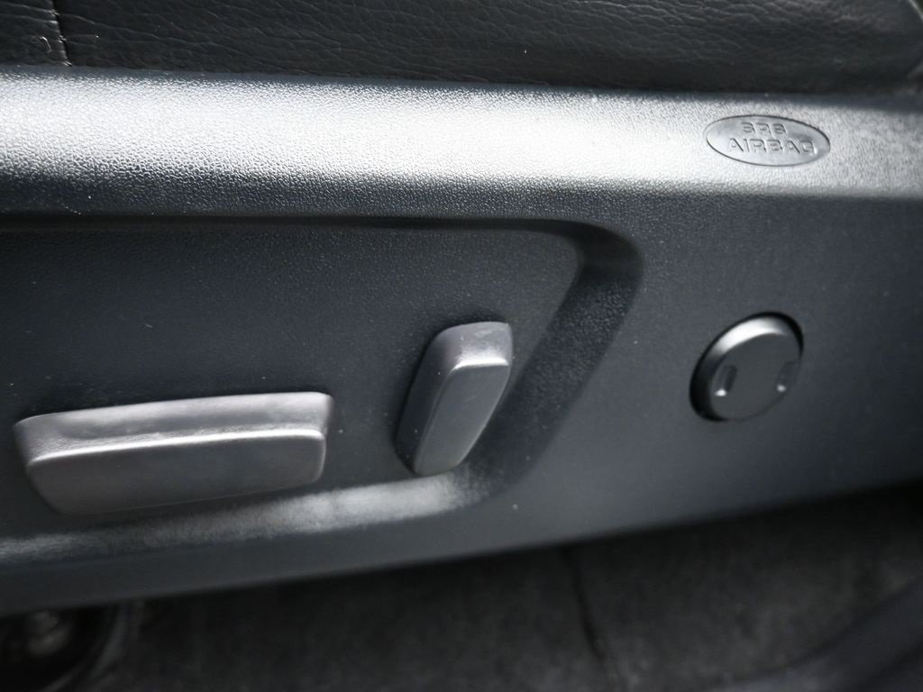 Used 2021 Toyota Tundra Limited w/ Limited Premium Package image 13