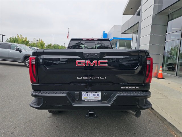 New 2025 GMC Sierra 3500 Denali w/ Denali Reserve Package image 6