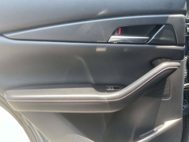 Used 2025 MAZDA CX-30 AWD 2.5 S w/ Preferred Package image 13