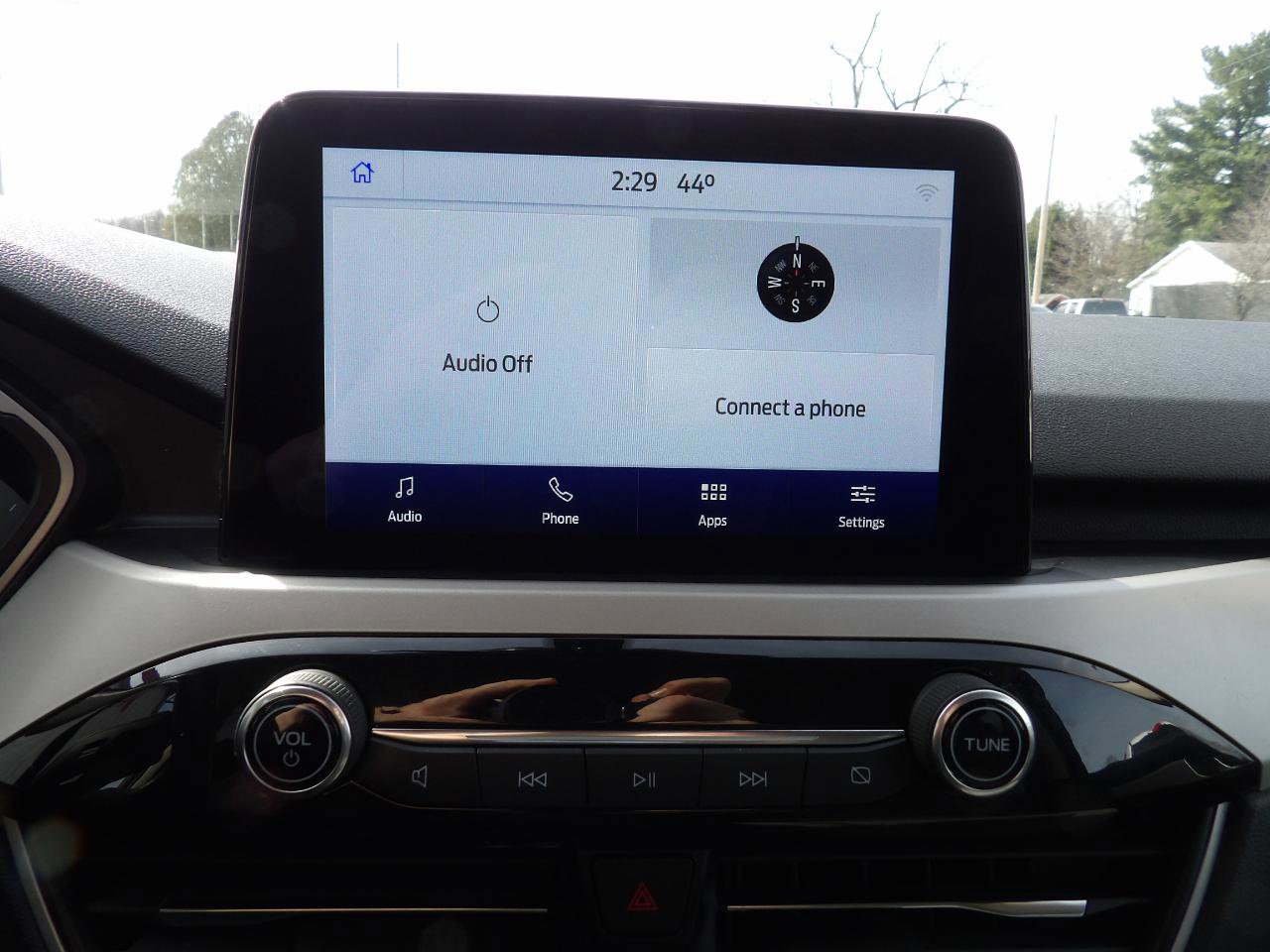 Used 2020 Ford Escape SE image 14