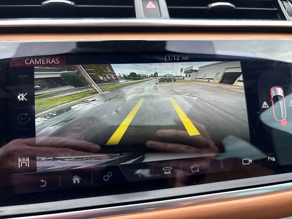 Used 2019 Land Rover Range Rover Velar R-Dynamic SE AWD/4WD image 27
