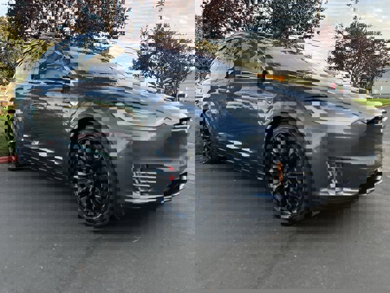 Used 2016 Tesla Model X Performance image 2