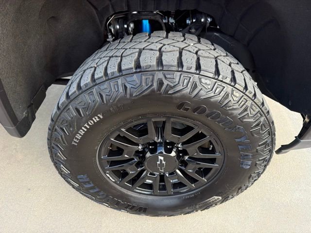 Certified 2025 Chevrolet Silverado 2500 ZR2 image 4