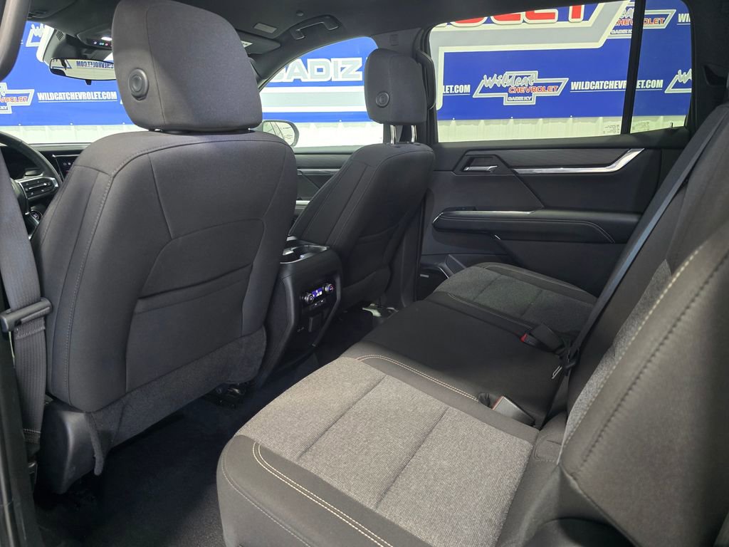 Used 2025 GMC Acadia Elevation image 20