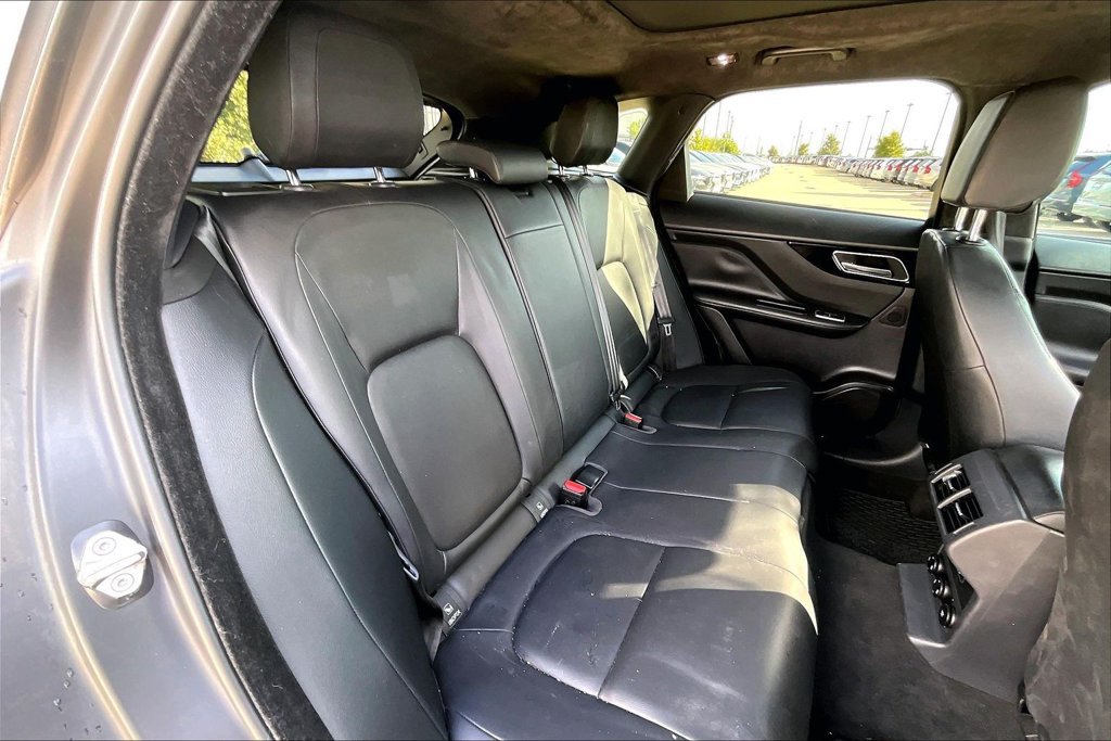 Used 2020 Jaguar F-PACE Premium AWD/4WD image 32