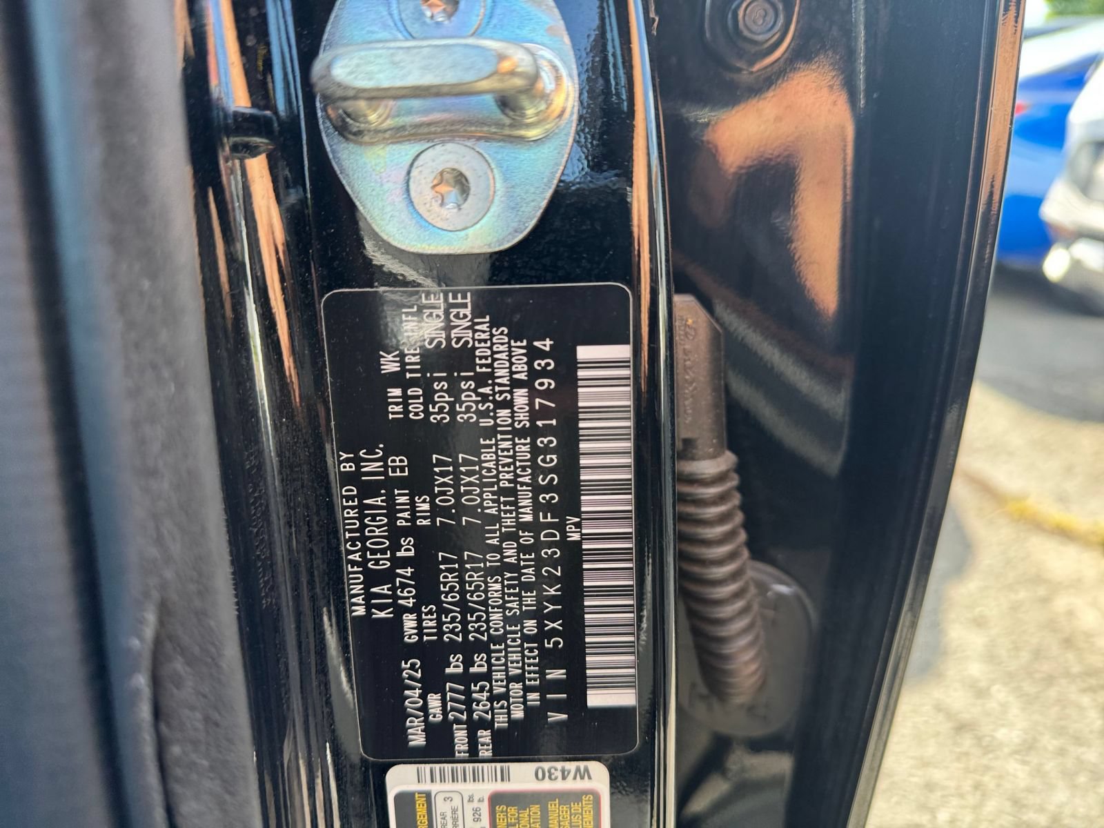 Used 2025 Kia Sportage LX FWD image 28
