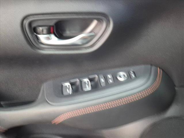 Used 2024 Honda HR-V Sport image 11