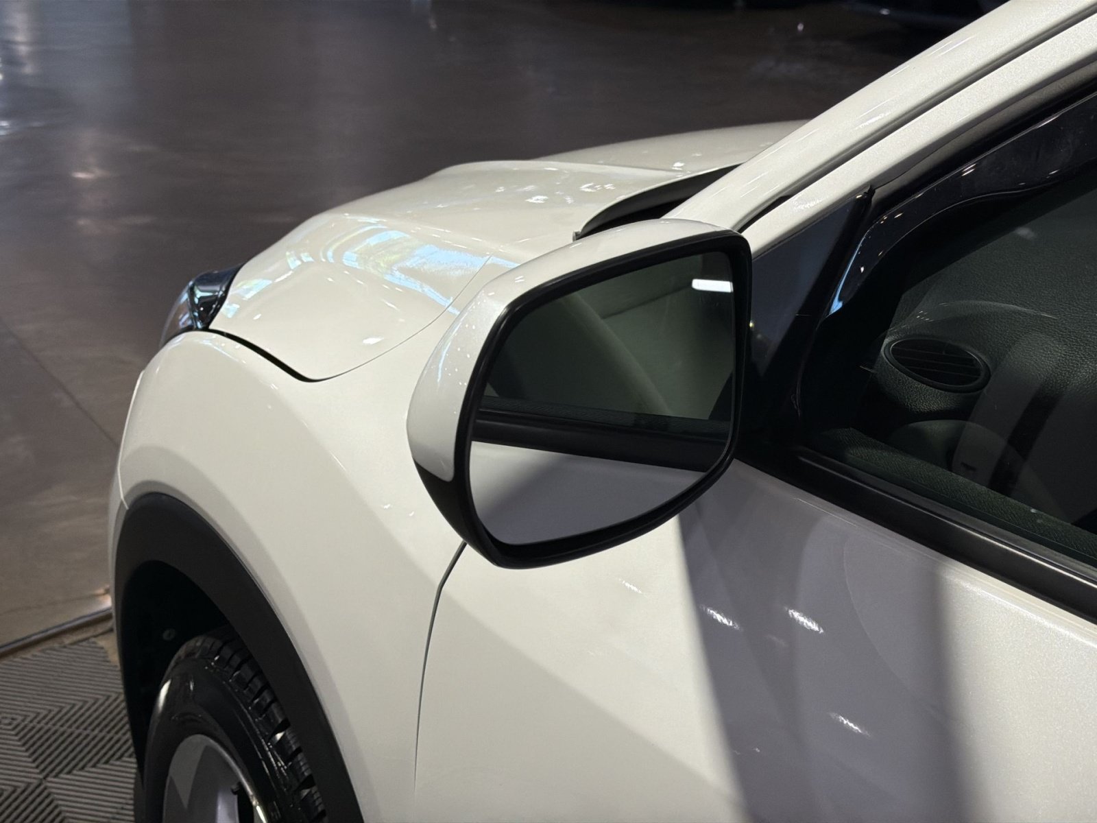 Used 2022 Honda HR-V LX image 11