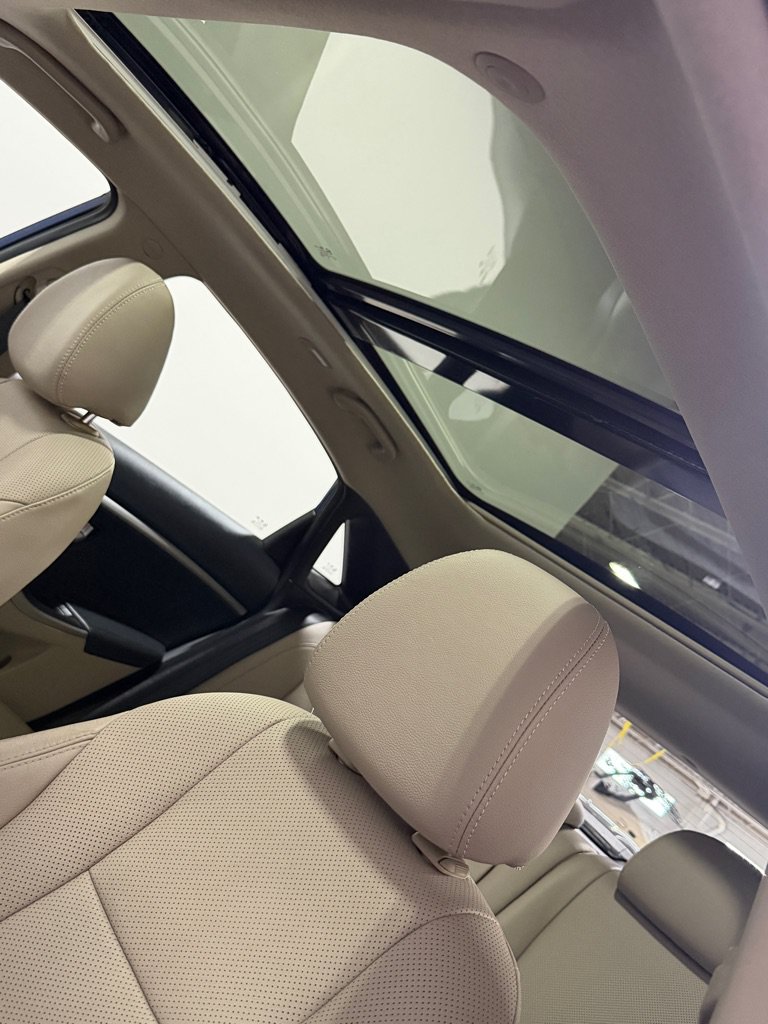 Used 2013 Hyundai Elantra GT w/ Tech Pkg FWD image 16