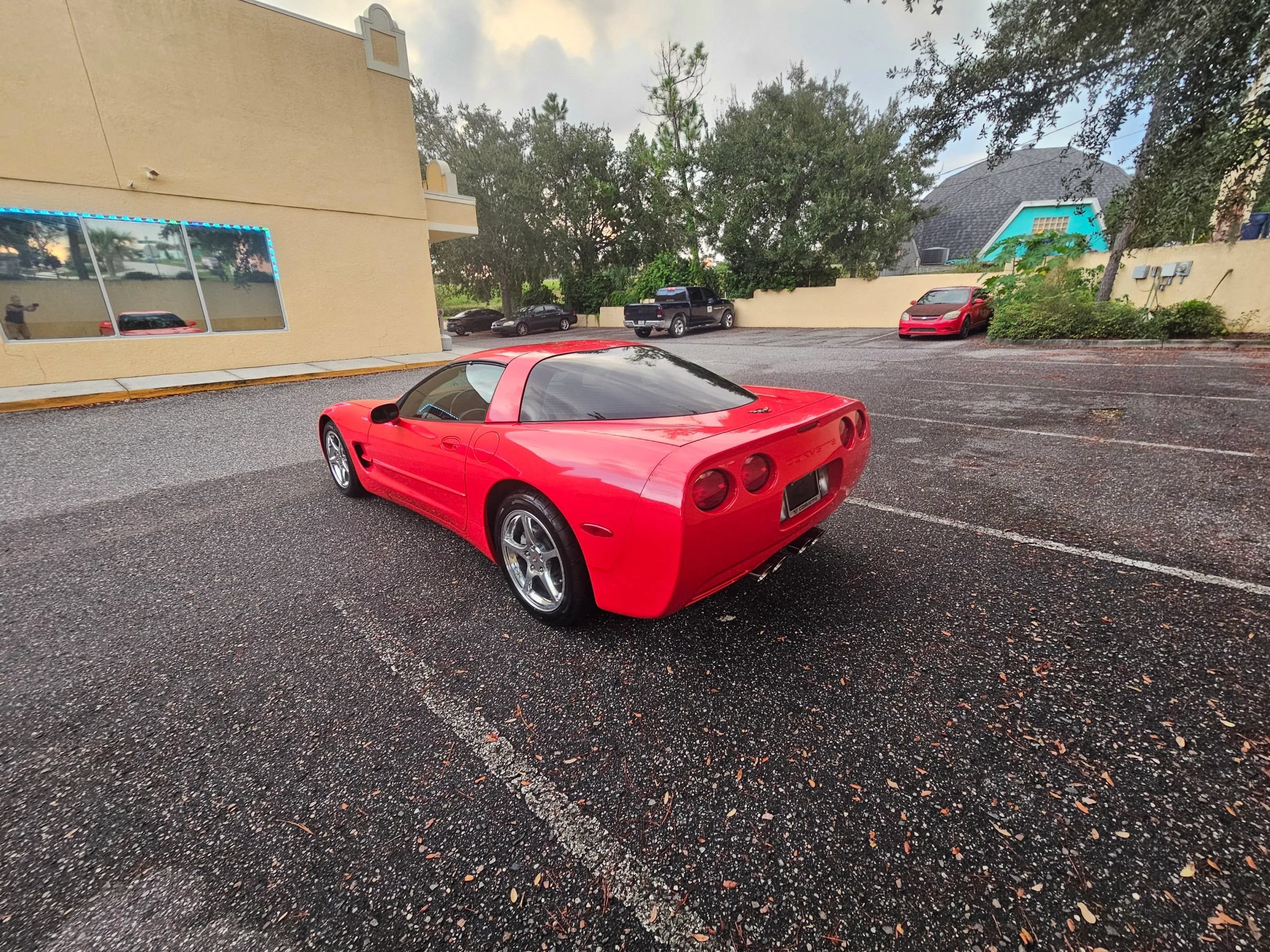 Used 2002 Chevrolet Corvette Coupe w/ Preferred Equipment Group2 RWD image 8