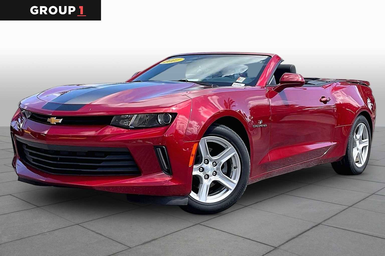 Used 2017 Chevrolet Camaro LT RWD image 1