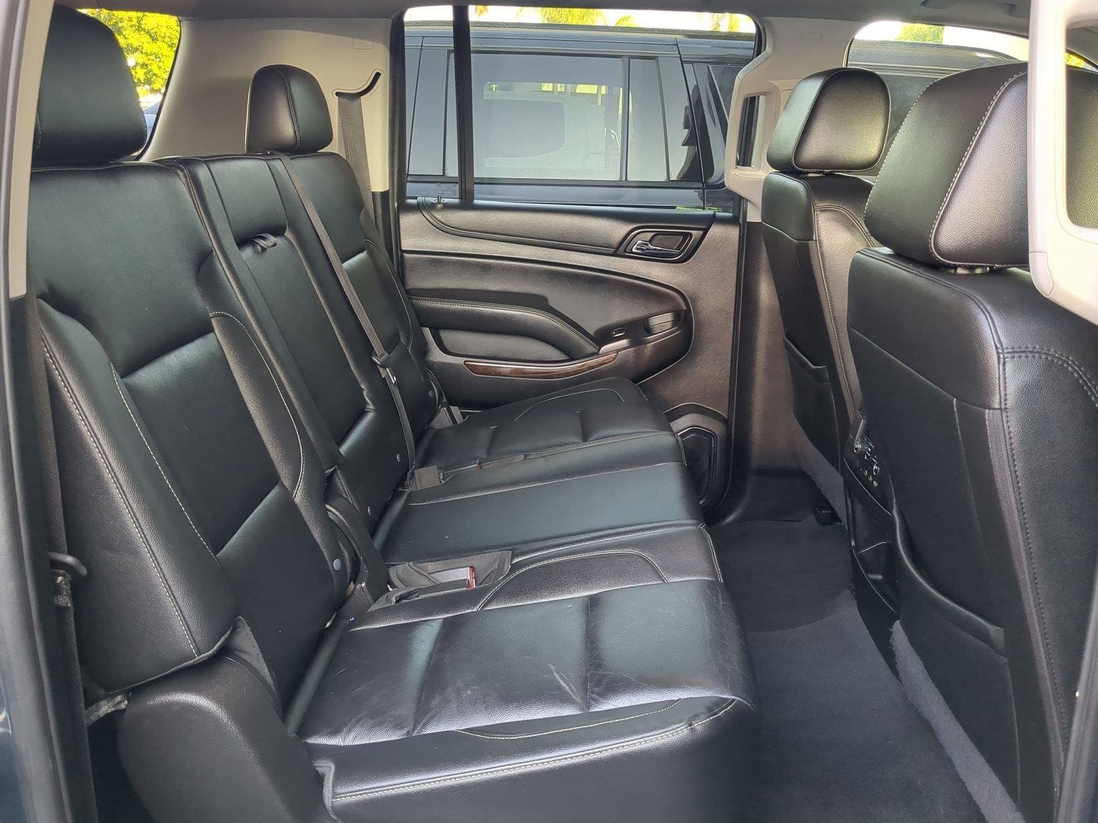 Used 2020 Chevrolet Suburban LT image 31