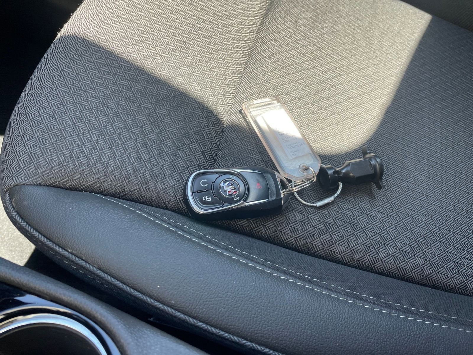 Used 2025 Buick Encore GX Preferred image 24