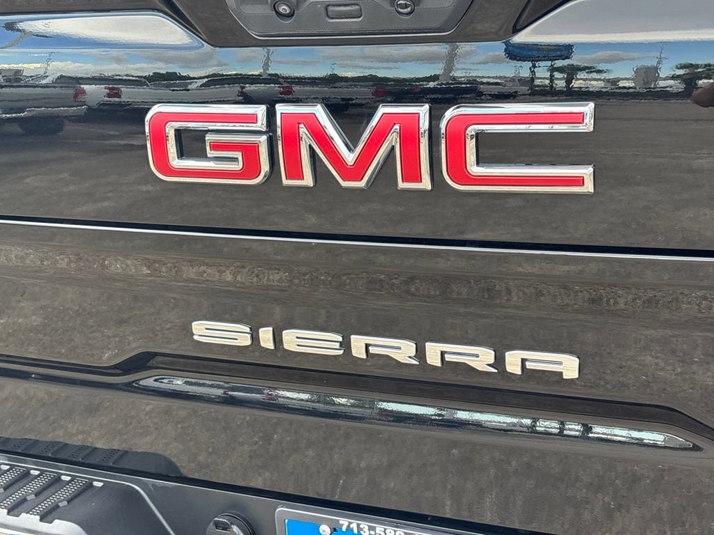 Used 2024 GMC Sierra 1500 SLT RWD image 16