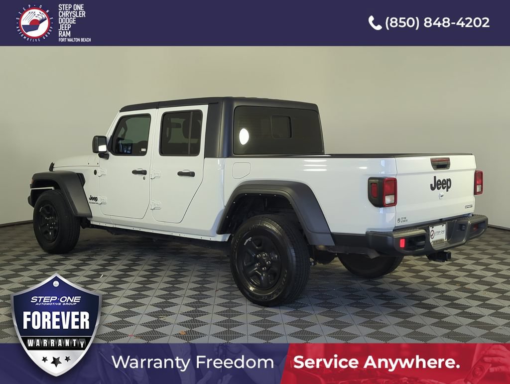 Used 2021 Jeep Gladiator Sport w/ Trailer Tow Package AWD/4WD image 4