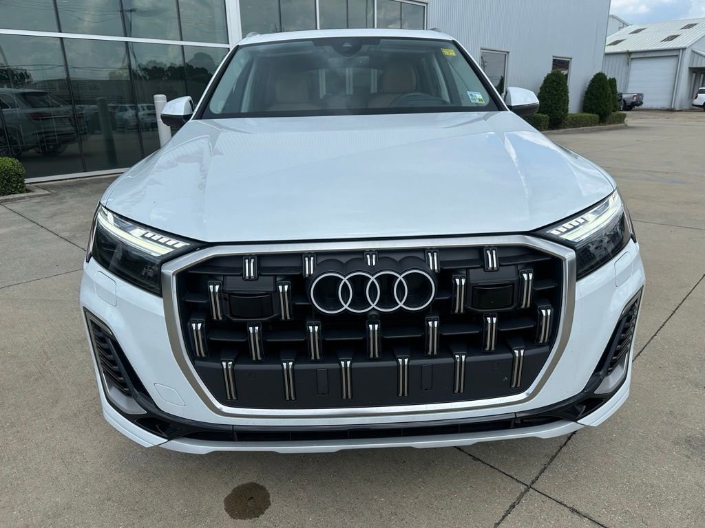 Used 2025 Audi Q7 3.0T Prestige image 2
