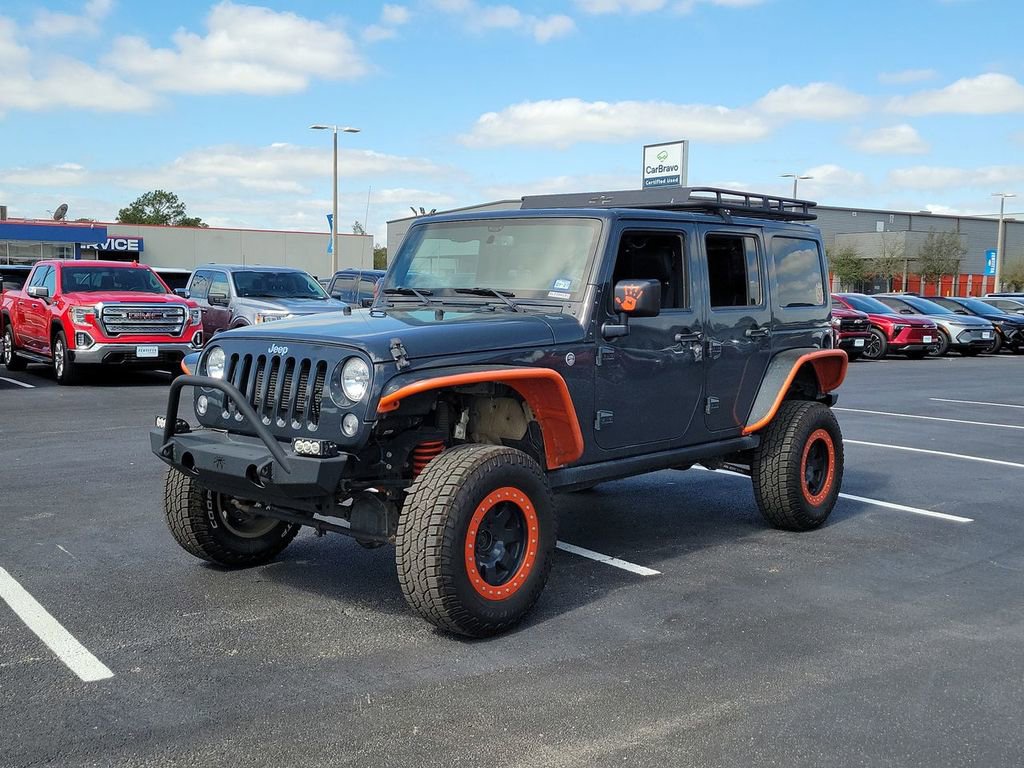 Used 2016 Jeep Wrangler Unlimited Rubicon w/ Connectivity Group image 12