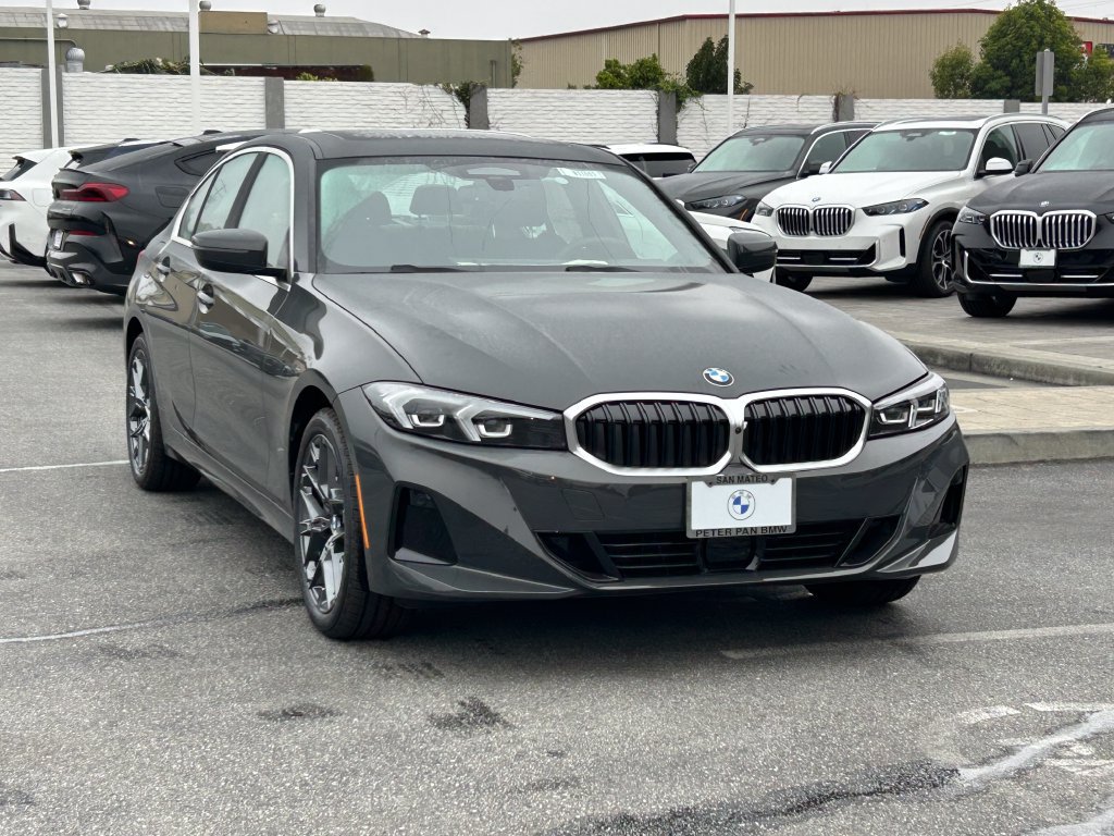 New 2026 BMW 330i Sedan RWD image 7