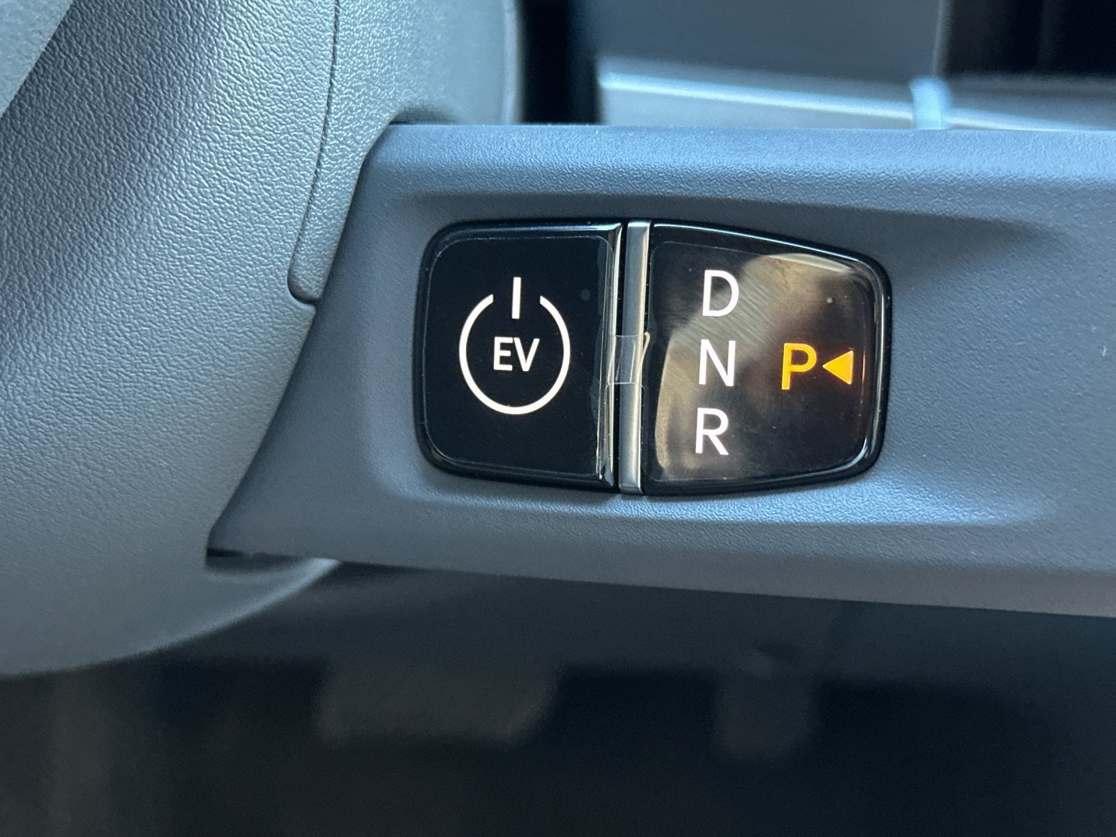 New 2027 Kia EV3 Wind FWD image 23