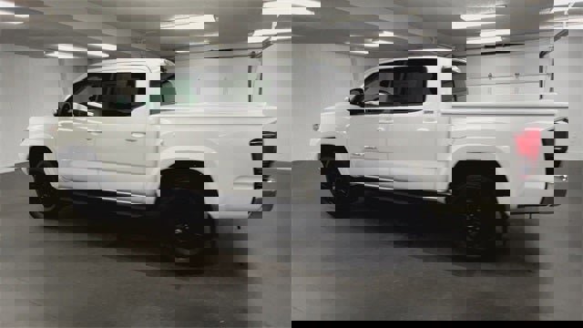 Used 2022 Toyota Tacoma SR5 image 39