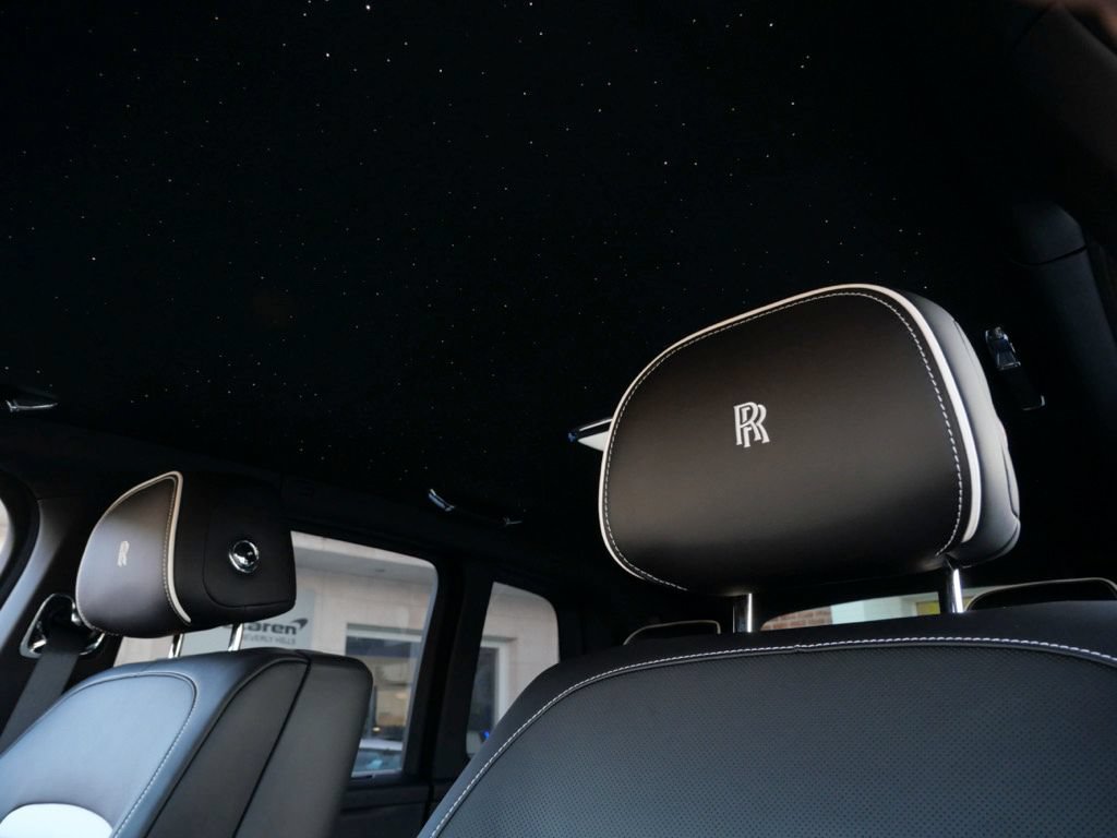Certified 2023 Rolls-Royce Cullinan AWD/4WD image 10