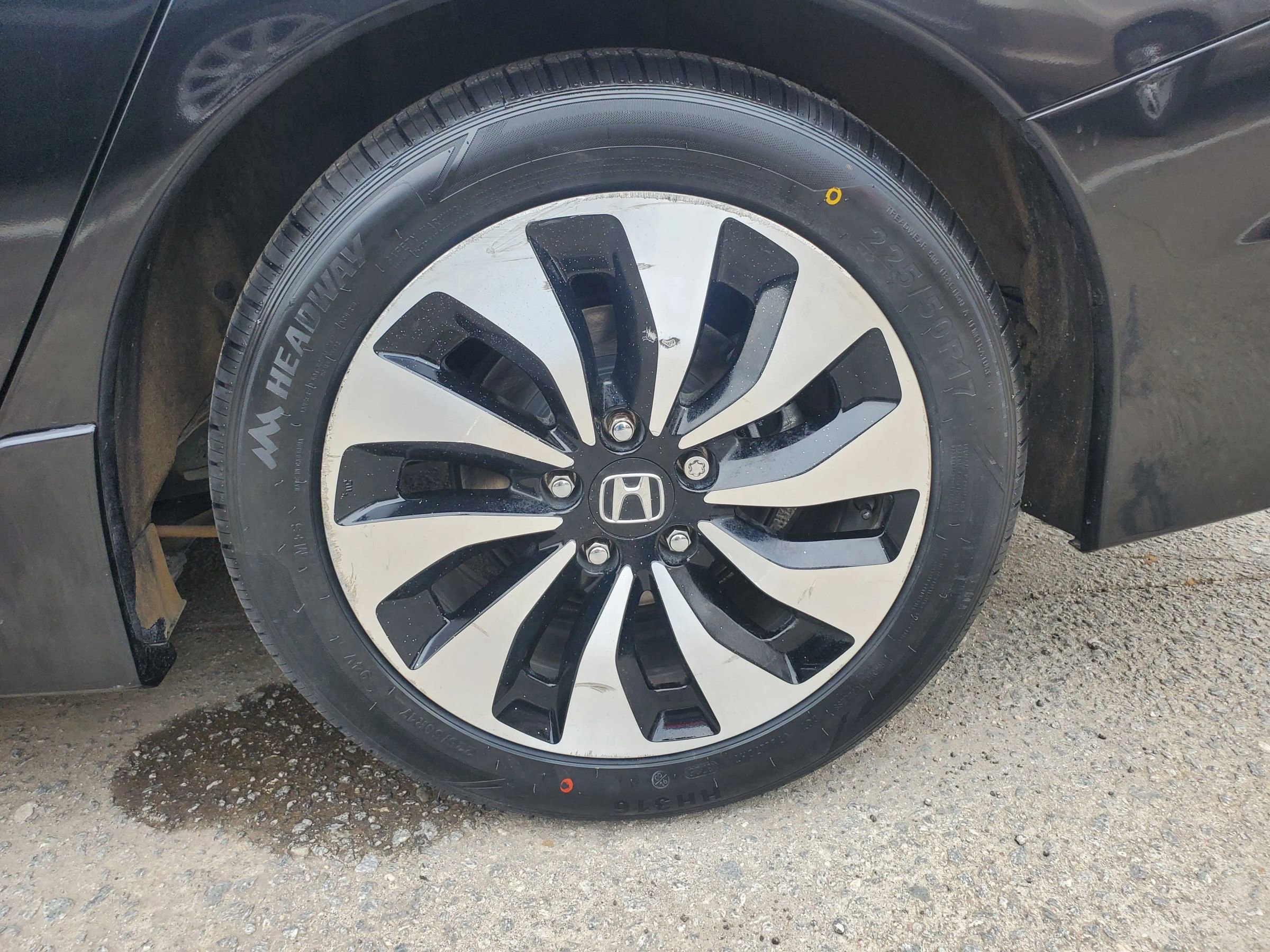 Used 2017 Honda Accord Touring image 50