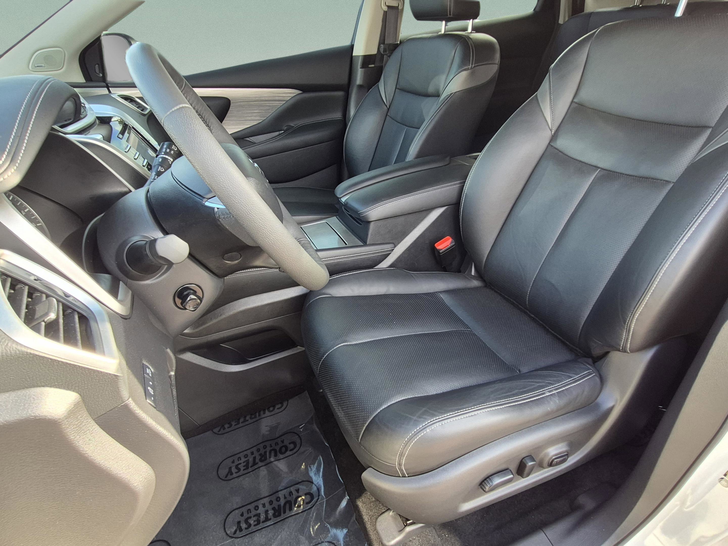 Used 2016 Nissan Murano Platinum w/ Platinum Technology Package FWD image 19