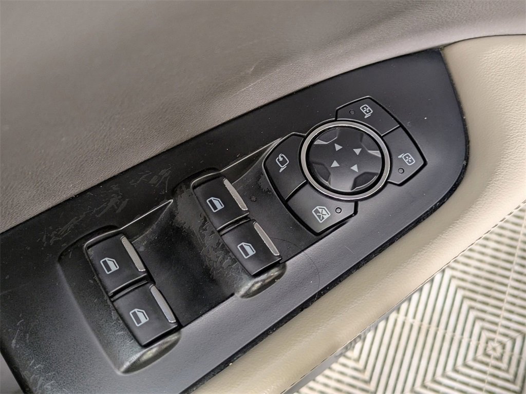 Used 2022 Lincoln Nautilus Reserve image 13