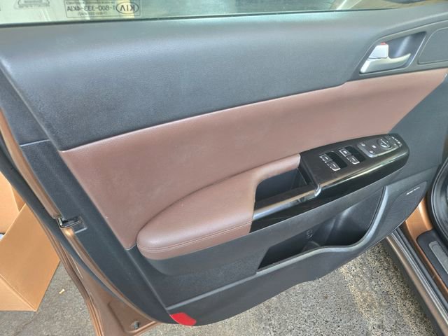 Used 2017 Kia Sportage SX image 23