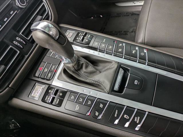 Used 2020 Porsche Macan S AWD/4WD image 10