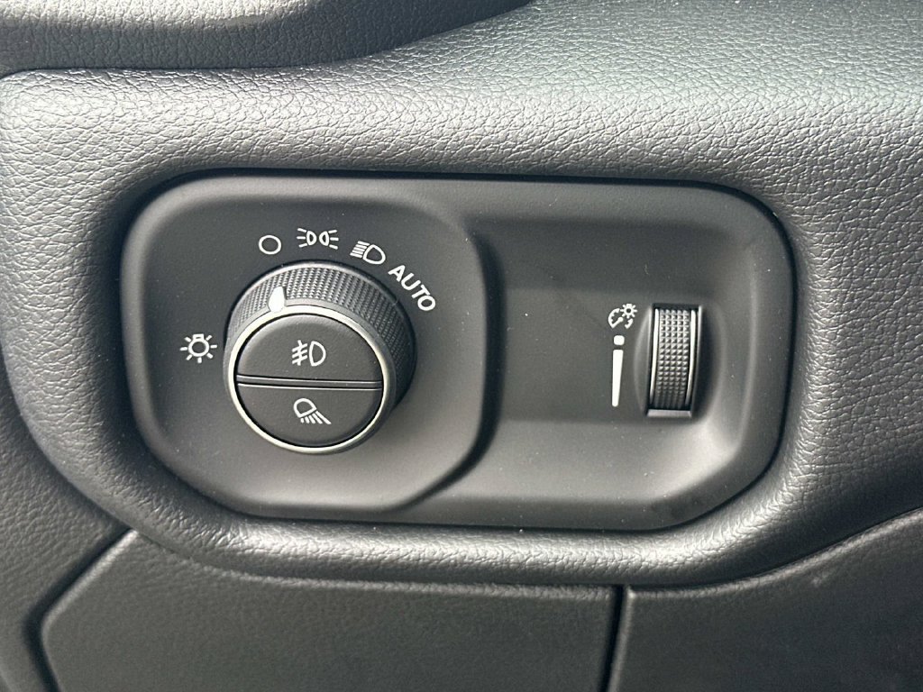 New 2026 RAM 3500 Tradesman AWD/4WD image 29