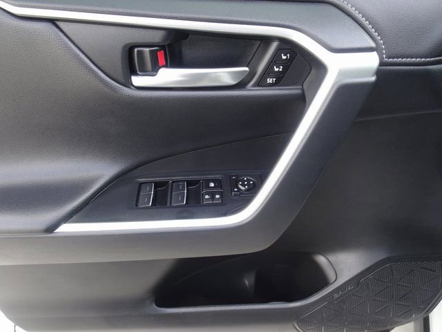 Used 2024 Toyota RAV4 Limited w/ Weather Package image 8