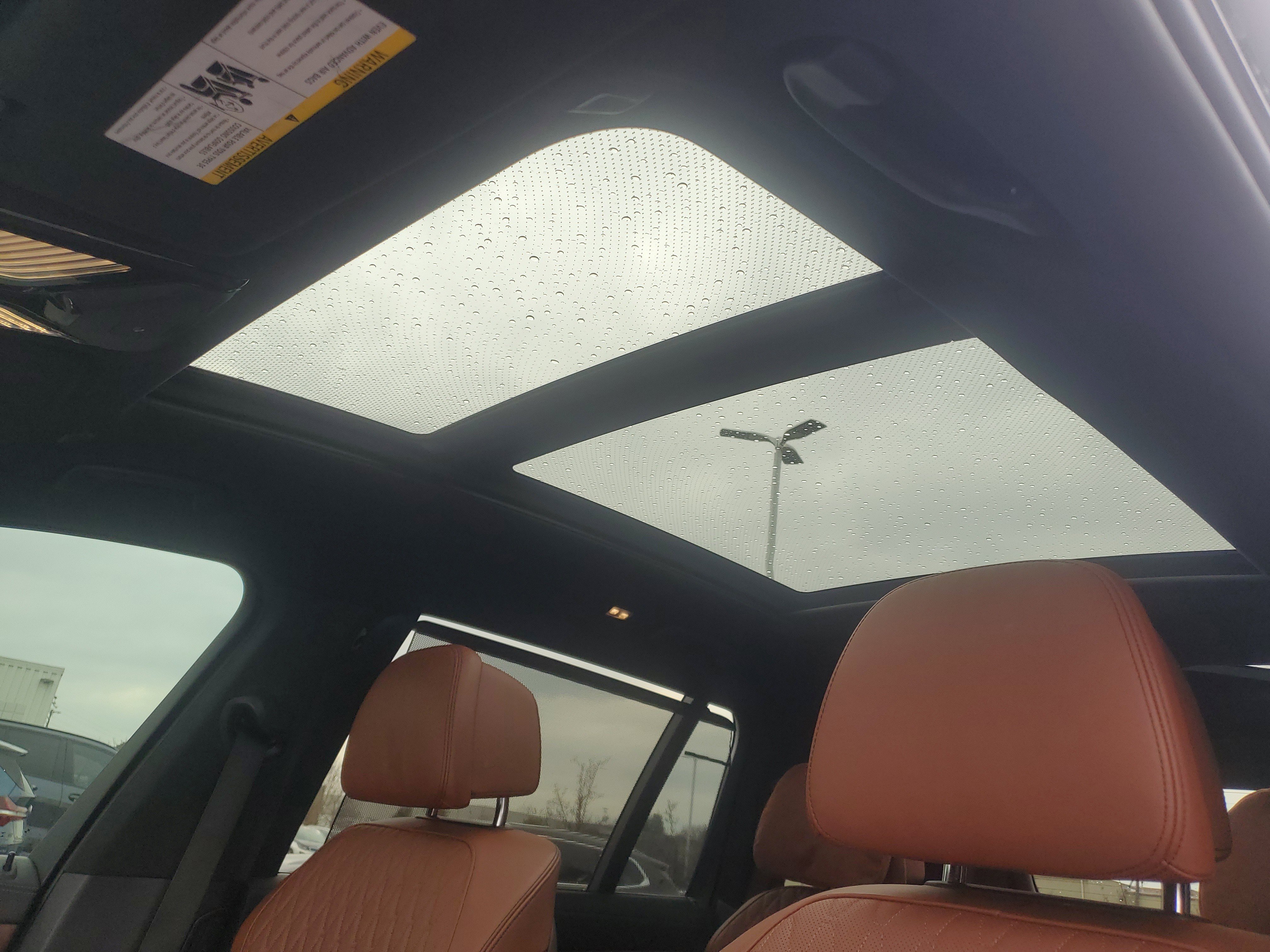 Used 2022 BMW X7 M50i image 8