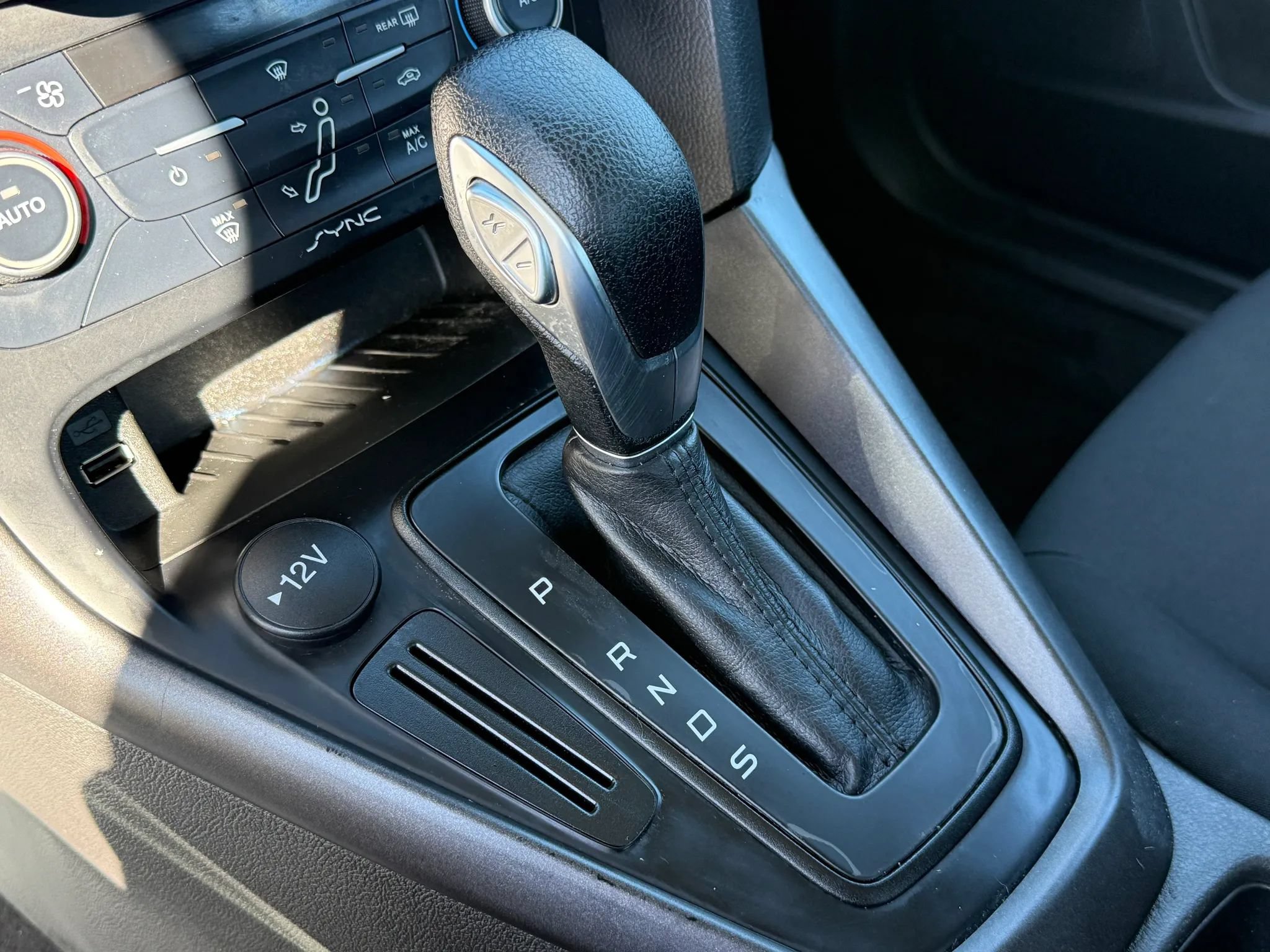 Used 2018 Ford Focus SEL FWD image 27