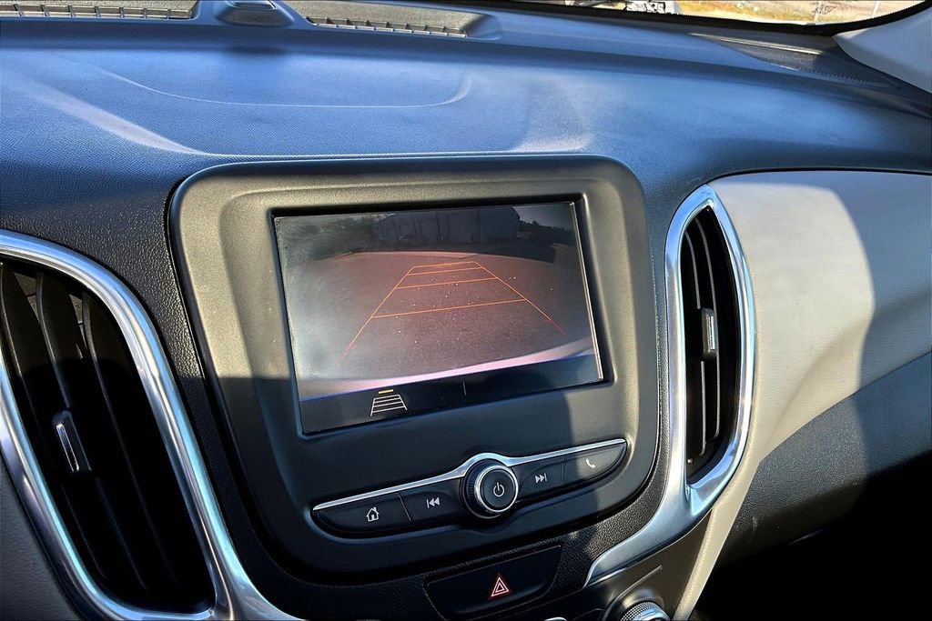 Used 2021 Chevrolet Equinox LT image 16