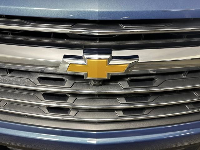 Used 2025 Chevrolet Traverse LT w/ Driver Confidence Package image 9