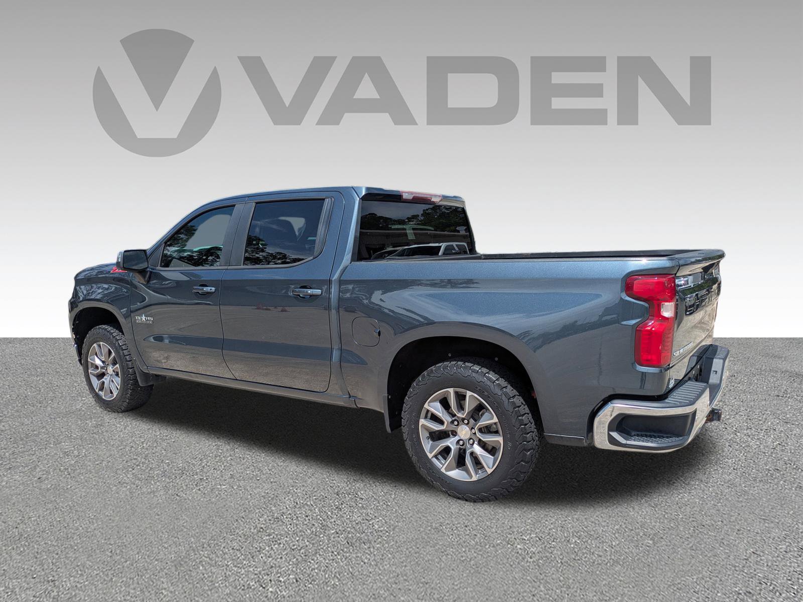 Used 2019 Chevrolet Silverado 1500 LT w/ Texas Edition image 27