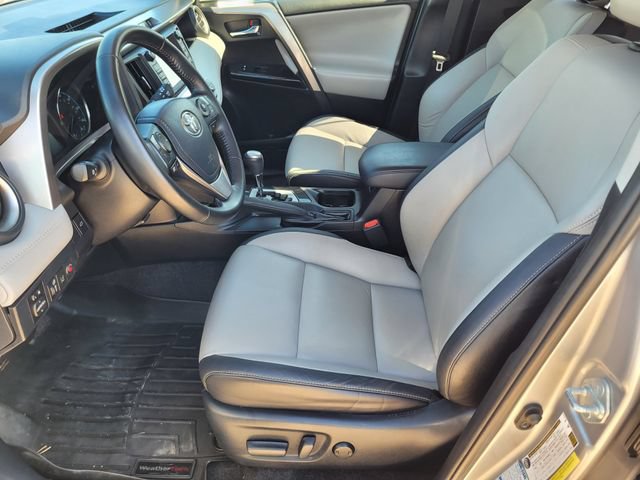 Used 2018 Toyota RAV4 Limited w/ Advanced Technology Package AWD/4WD image 23