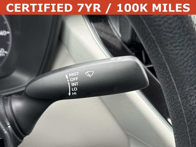 Used 2025 Toyota Corolla Cross L FWD image 25
