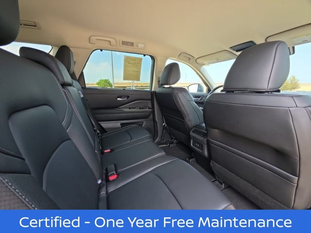 Certified 2025 Nissan Pathfinder SL FWD image 27