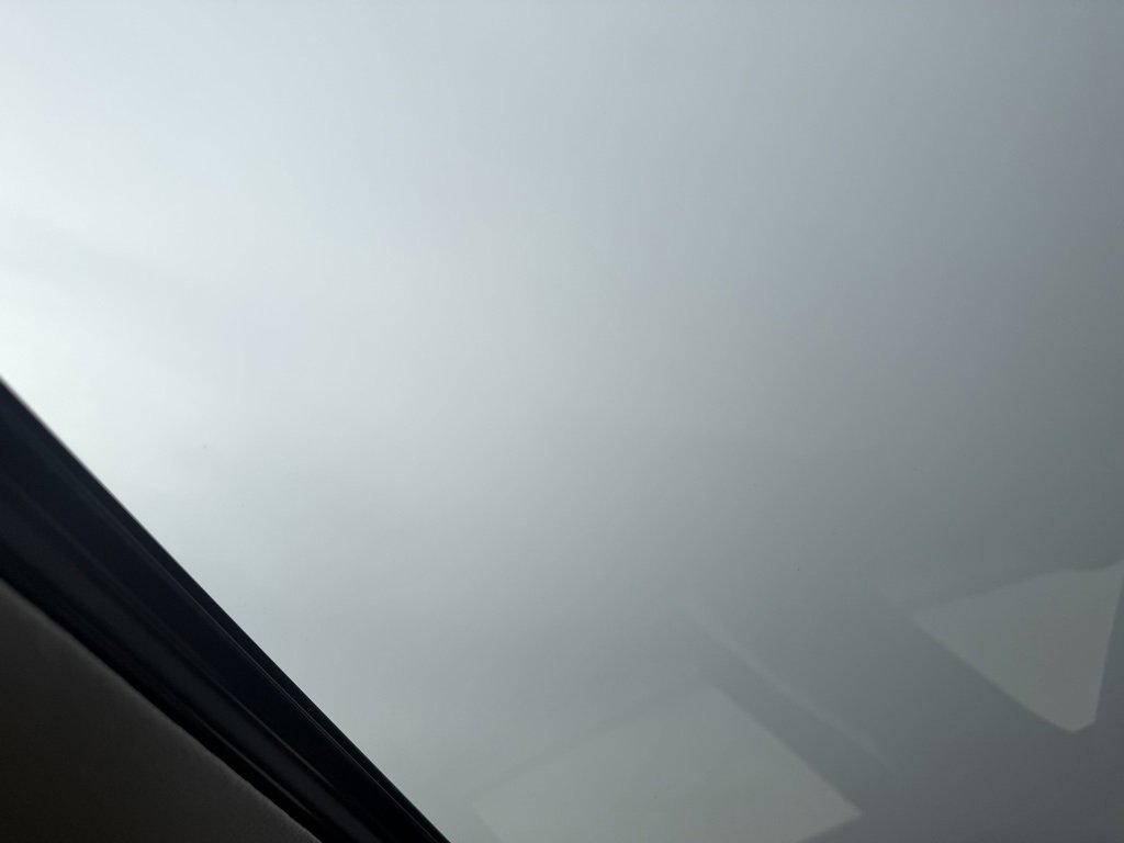 Used 2025 Hyundai Elantra Limited image 10