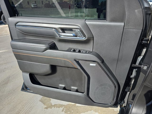 Used 2024 GMC Sierra 2500 AT4 image 28