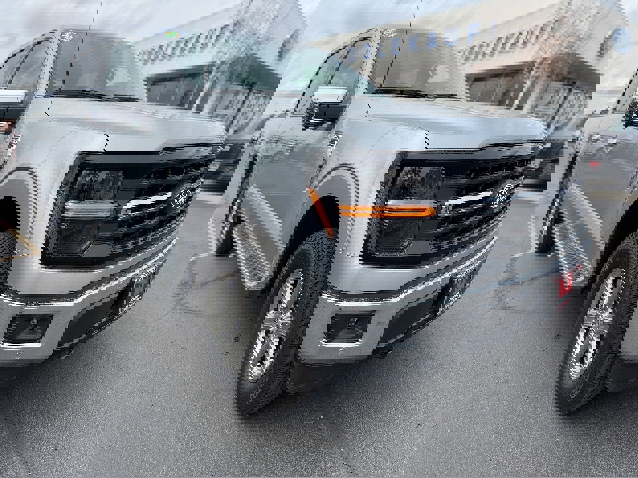 New 2025 Ford F150 XLT w/ Equipment Group 302A MID image 2